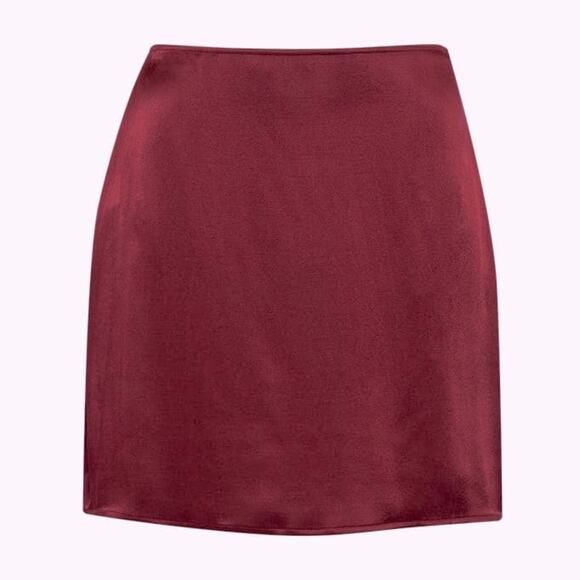 NWT $98 RUMORED Kerrigan satin mini skirt merlot 2 - Picture 4 of 14